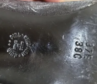 Zapatos de tacón LODI negros y plateados