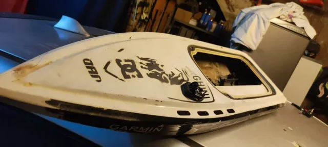 Casco y tapa Proboat Sonicwake V1