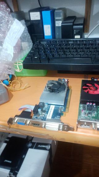 Tarjeta Gráfica PCI Express Bajo Perfil 10€ unidad