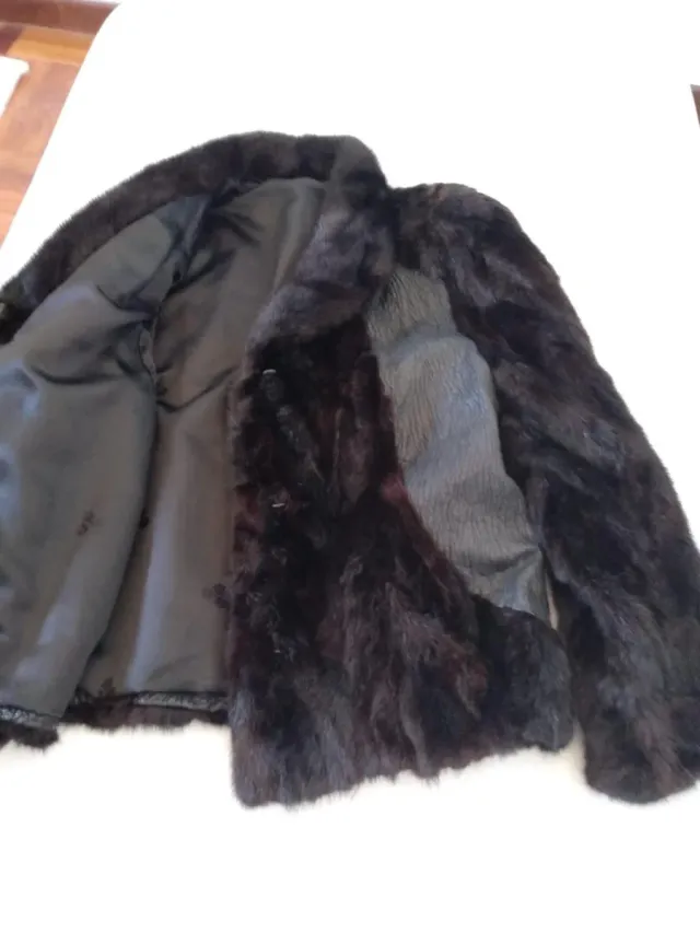 Abrigo corto piel negro/marrón