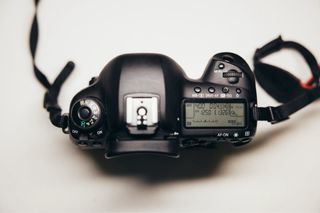 Canon 5D Mark IV + Schede Sandisk