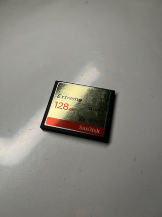 Canon 5D Mark IV + Schede Sandisk