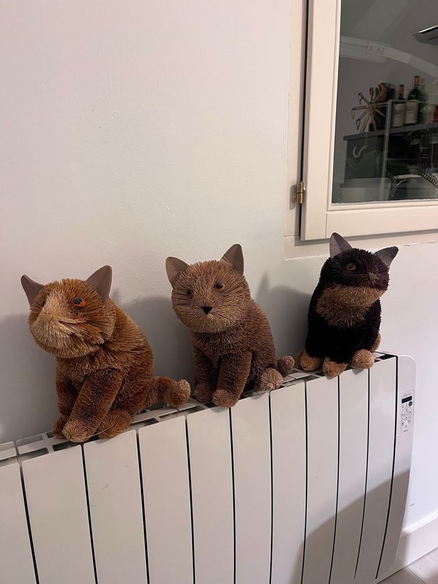 3 Gatos Decorativos de Tela