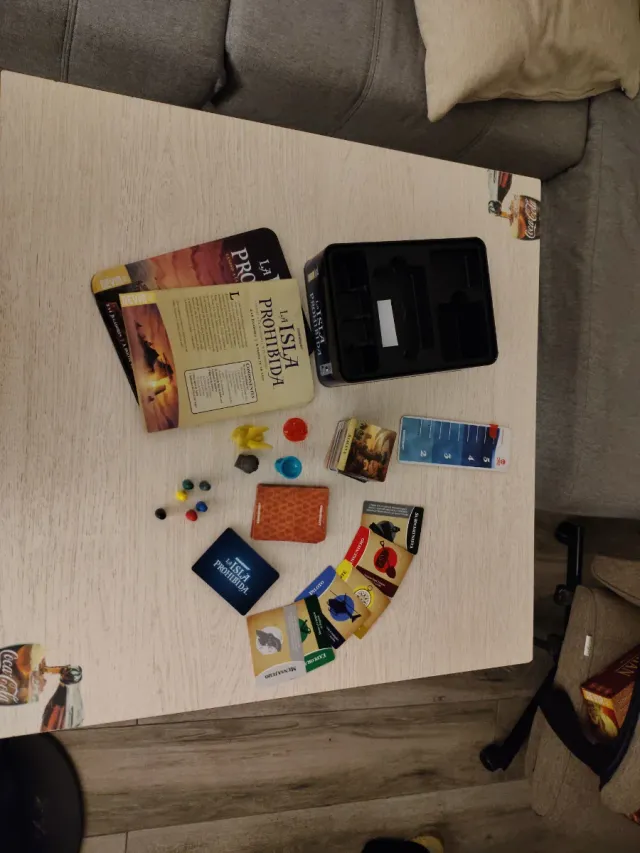 La Isla Prohibida Juego de Mesa Devir