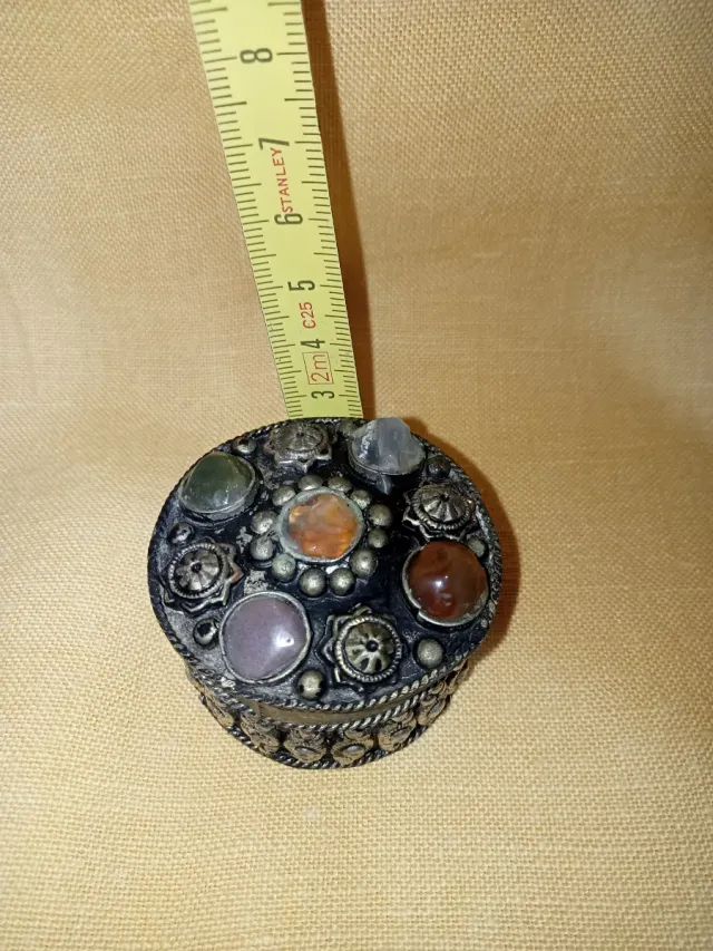 Portagioie antico pietre dure lavorato a mano