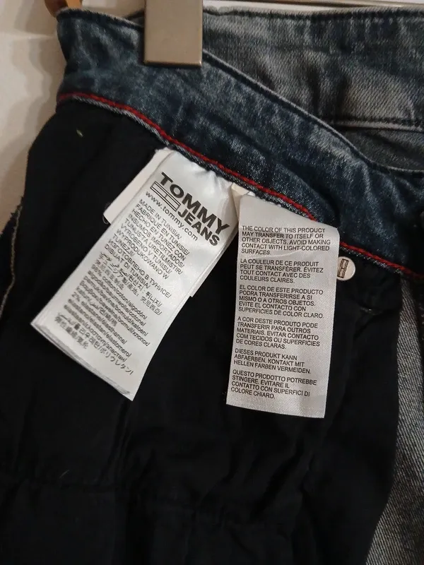 Pantalón corto Tommy Jeans Talla 28