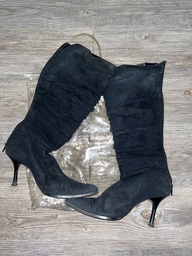 Botas de terciopelo negras para mujer