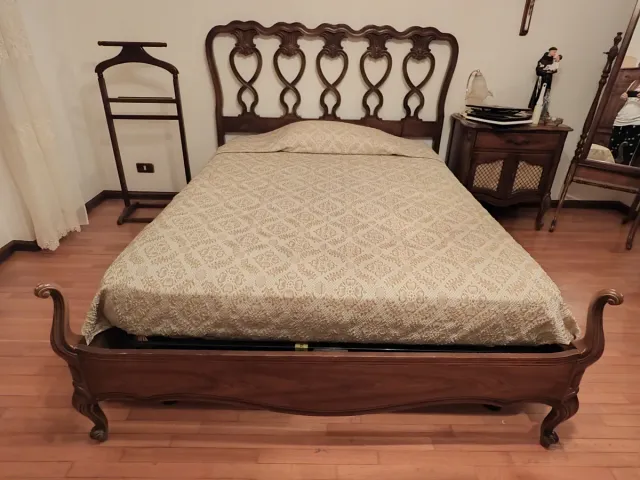 Letto stile francese