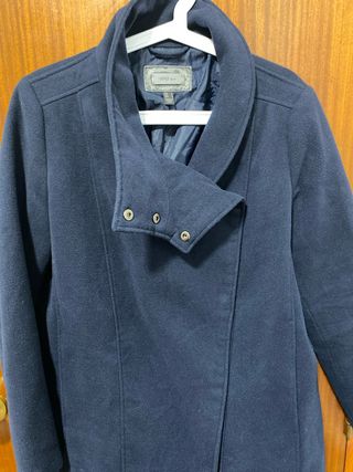Abrigo azul Mango