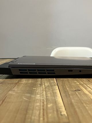 Portátil Gaming Lenovo LOQ 15IRH8