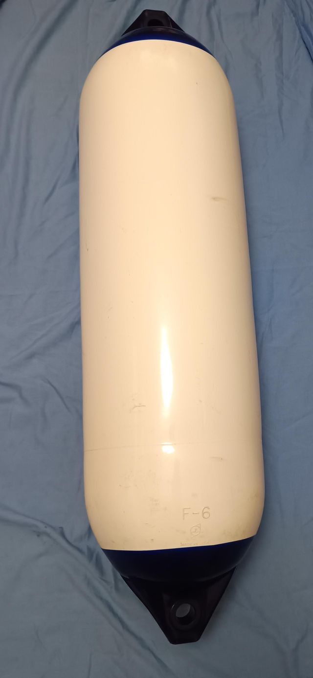 Boya Polyform U.S. Serie F6 Azul/Blanco, sin usar