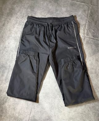 Conjunto deportivo McKenzie negro Niños