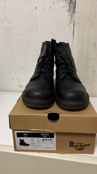 Dr. Martens nere morbide 