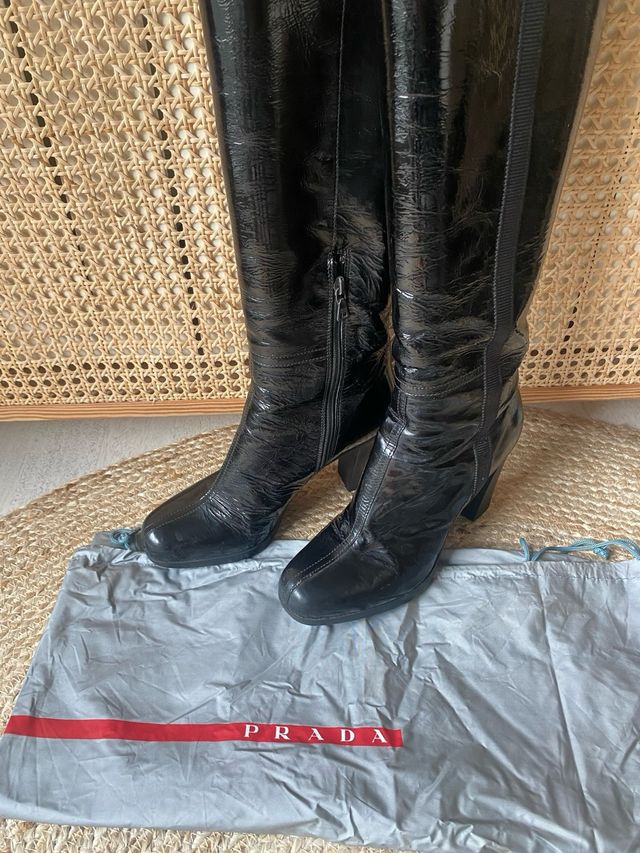 Stivali alti neri Prada