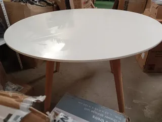 Mesa redonda SKLUM madera y ratán