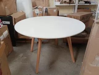 Mesa redonda SKLUM madera y ratán