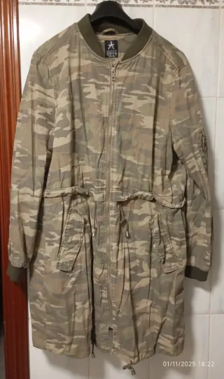 Parka larga camuflaje