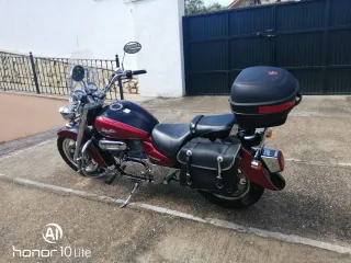 Hyosung Aquila 250cc Moto