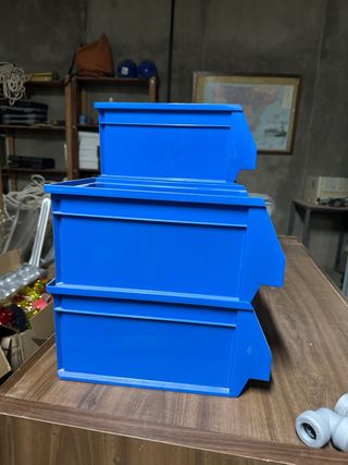 Cajones apilables azules