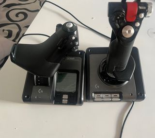 Logitech X52 PRO HOTAS