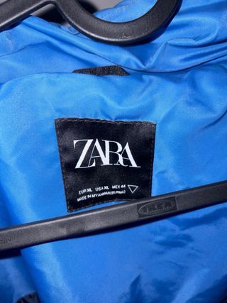 Cortavientos Cazadora Zara Azul y Blanco