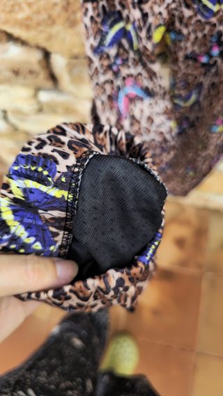 Pantalón Calzedonia estampado mariposas