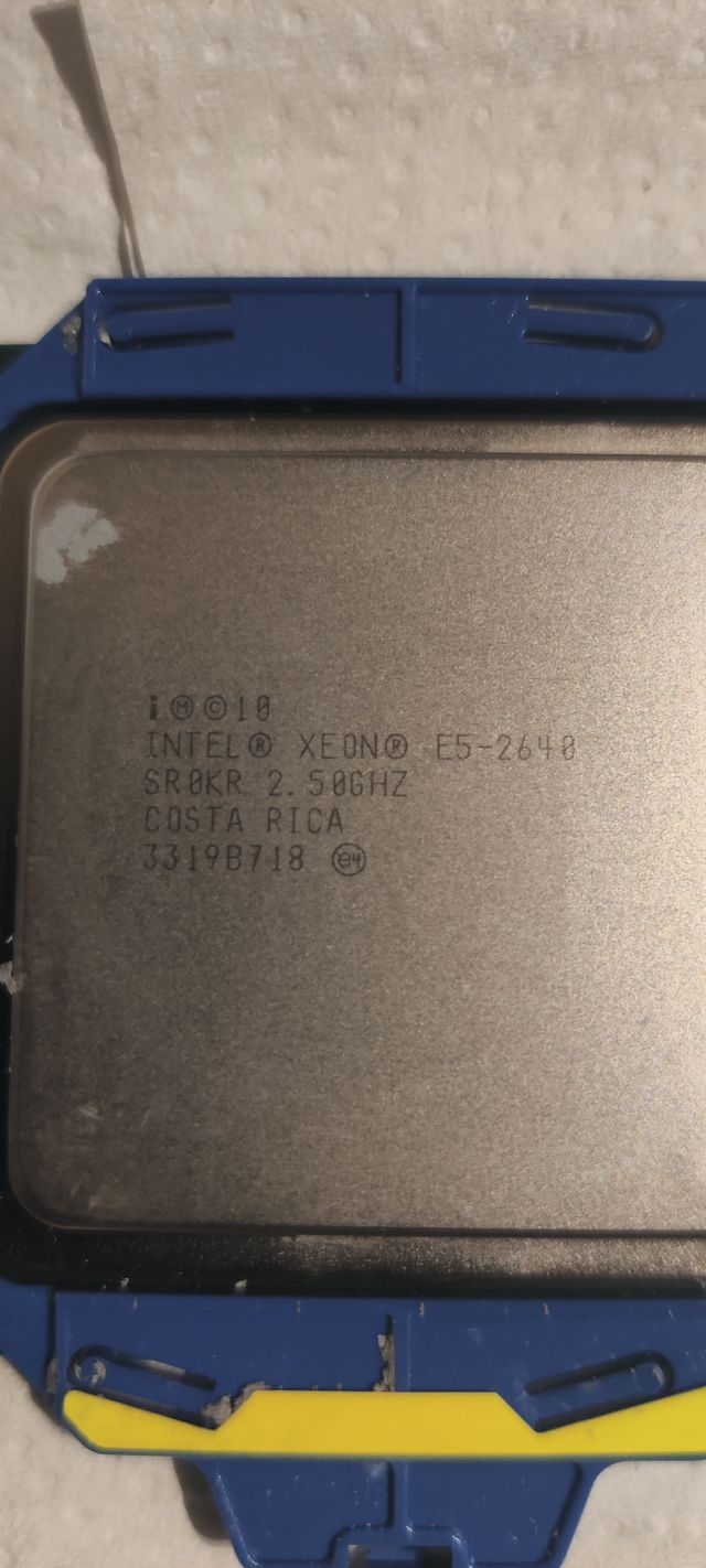 Processador Intel Xeon E5-2640 2.50GHz