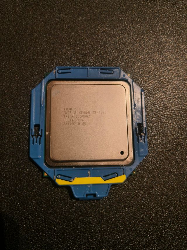 Processador Intel Xeon E5-2640 2.50GHz