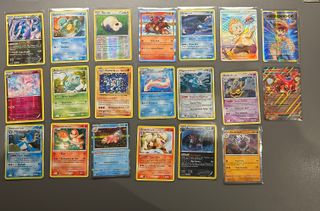 Collezione di carte Pokémon: buone condizioni