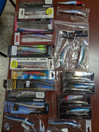 Lote 33 señuelos pesca spinning nuevos