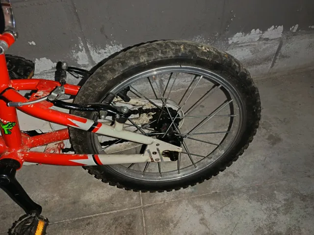 Bicicleta infantil 16 buen estado