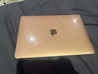 MacBook Air Dorado Modelo A2337