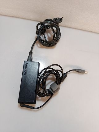 Cargador Portátil Lenovo 65W