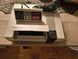 Nintendo NES 1985 Original