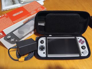 Nintendo Switch Lite Edizione Game Boy