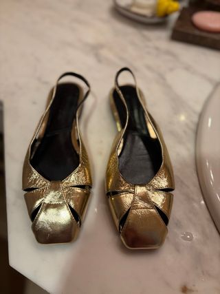 Scarpe oro Massimo Dutti