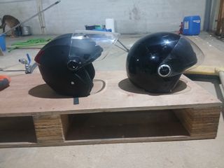 Cascos de moto negros