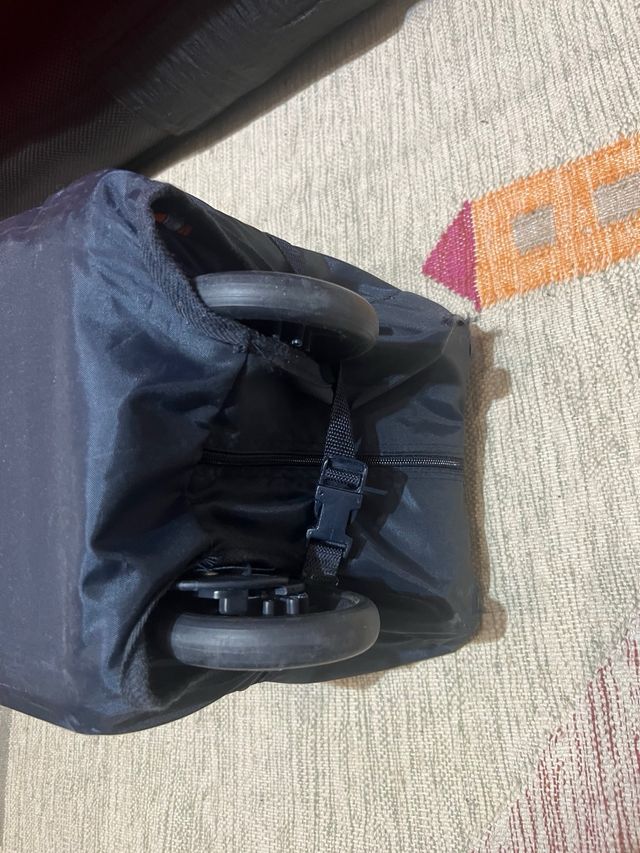 Cuna de viaje portátil