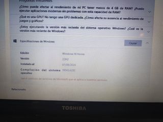 Portátil Toshiba Rojo + Accesorios (Urge)