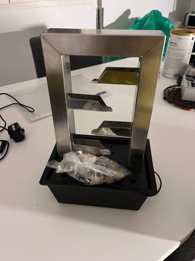 Fuente de agua decorativa