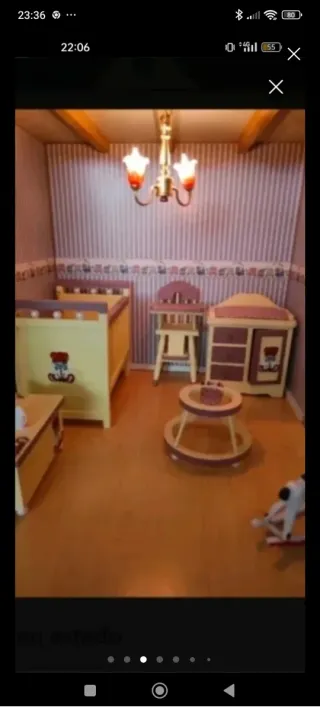 Preciosa casa de muñecas