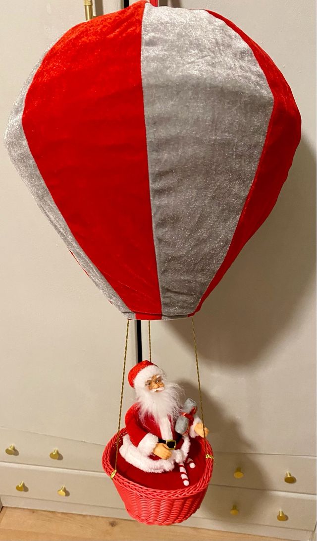 Babbo Natale in mongolfiera