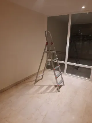 Escalera aluminio 5 peldaños