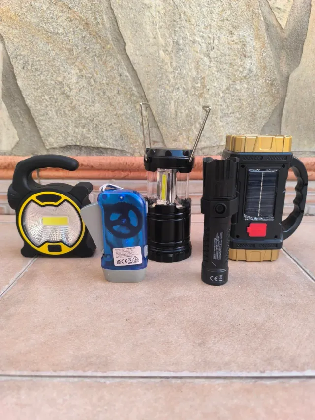 Confezione di 5 torce LED