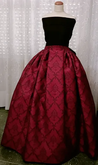 Falda huertana o fiesta regional