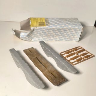 STS 4x4 Scalextric Obstaculo vado y troncos 2301