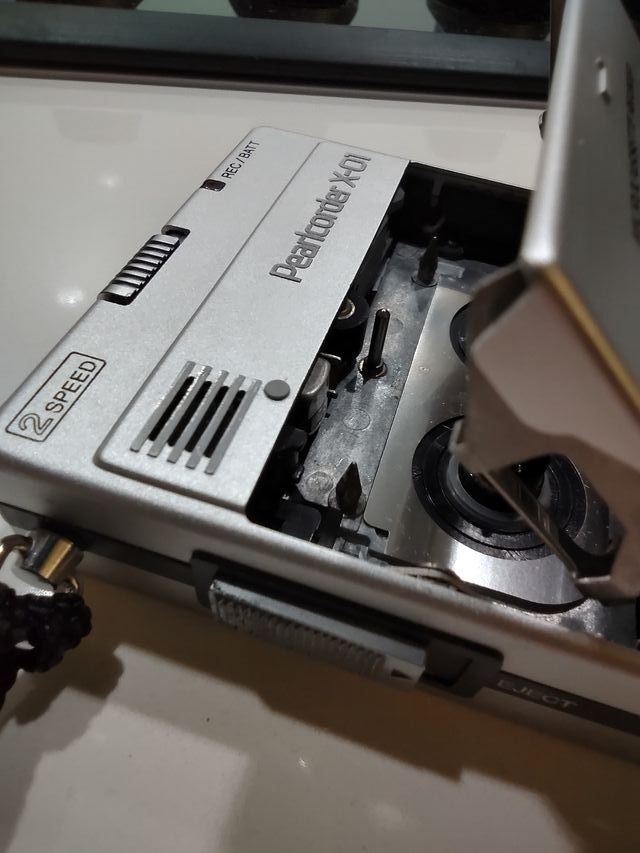 Olympus Pearlcorder X-01 Vintage voice recorder