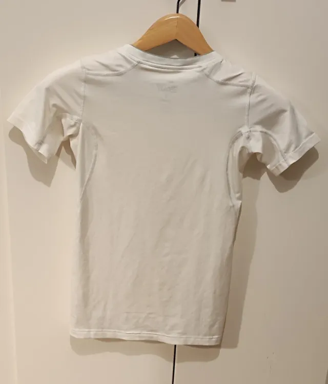 Camiseta Nike Pro Combat Infantil