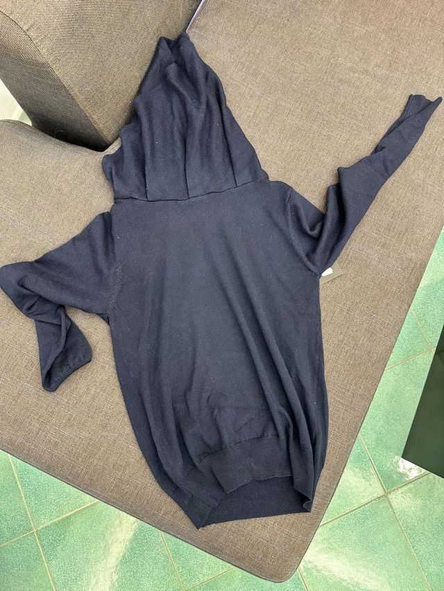 Maglione nero collo alto