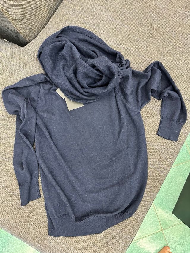 Maglione nero collo alto